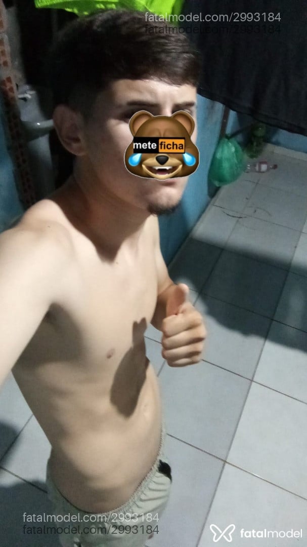 Acompanhante homem com cabelo castanho de olhos castanhos em Belém Acompanhante homem com cabelo castanho de olhos castanhos em Belém - Estevam