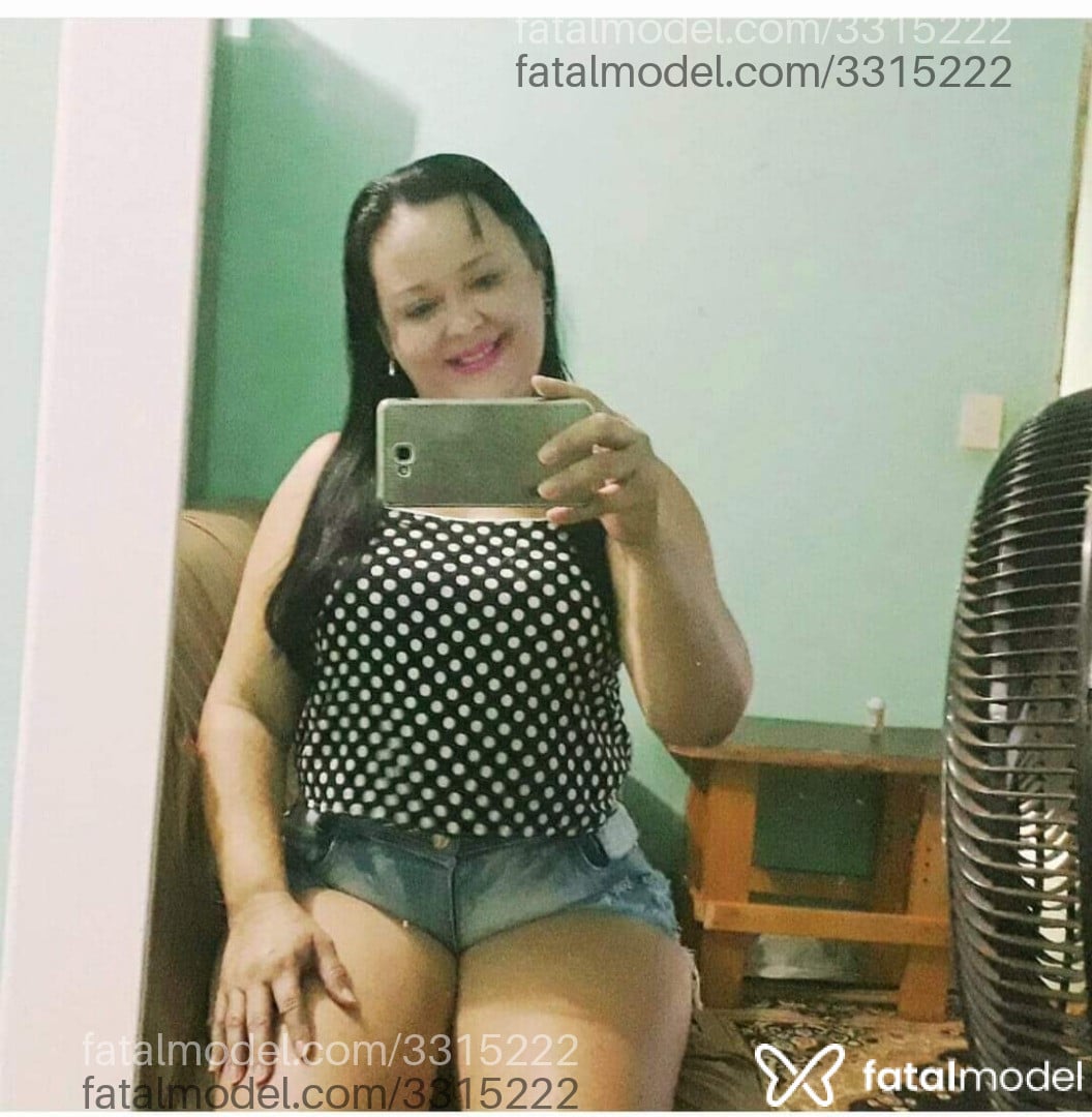 Acompanhante mulher morena (o) de olhos mel em Porto Velho - Morena