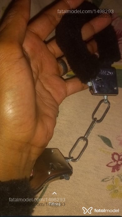 Acompanhante mulher com cabelo castanho de olhos castanhos em São Félix do Xingu Acompanhante mulher com cabelo castanho de olhos castanhos em São Félix do Xingu - Morena