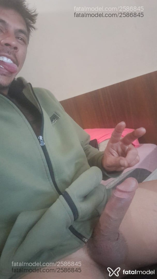 Acompanhante homem morena (o) de olhos castanhos em Balneário Camboriú Acompanhante homem morena (o) de olhos castanhos em Balneário Camboriú - Novinhobc
