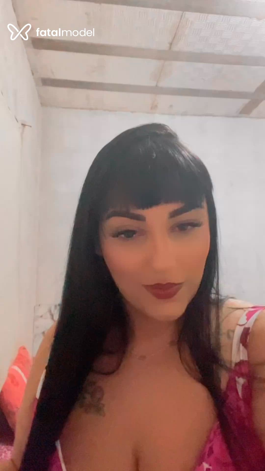 Acompanhante mulher morena (o) de olhos castanhos em Uberlândia Acompanhante mulher morena (o) de olhos castanhos em Uberlândia - Luna Skiovato