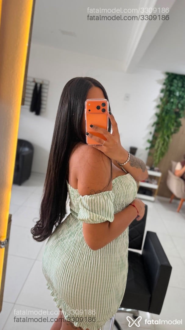 Acompanhante mulher trans morena (o) de olhos castanhos em Eunápolis - Melissa