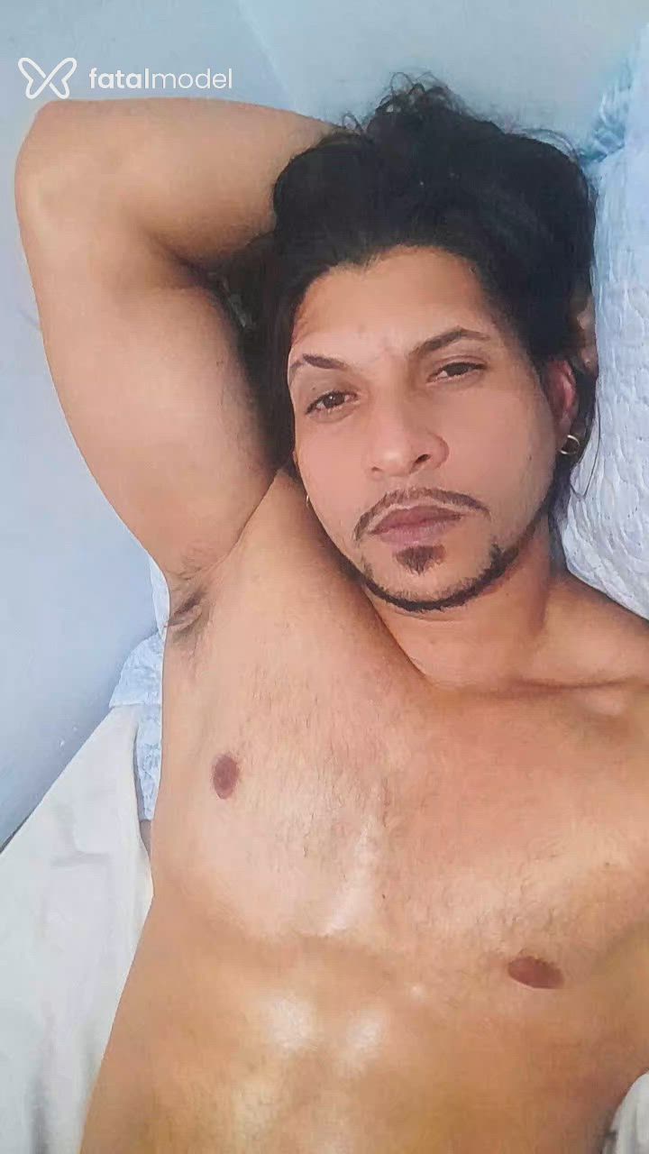 Acompanhante homem morena (o) de olhos castanhos em Brusque Acompanhante homem morena (o) de olhos castanhos em Brusque - Kastiell