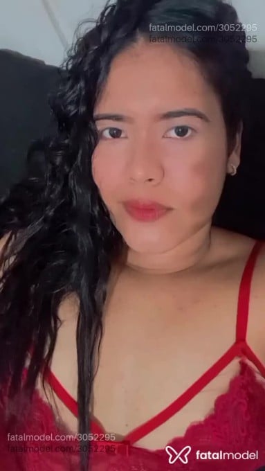 Acompanhante mulher morena (o) de olhos pretos em Curitiba - Crystal