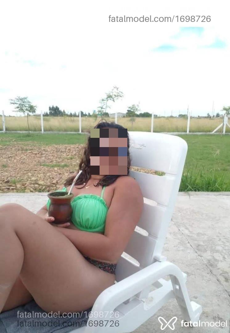 Acompanhante mulher com cabelo castanho de olhos castanhos em Torres Acompanhante mulher com cabelo castanho de olhos castanhos em Torres - Paty