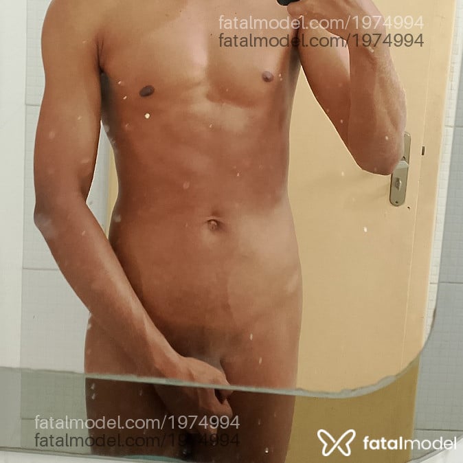Acompanhante homem morena (o) de olhos castanhos em Teresina - Vitorio