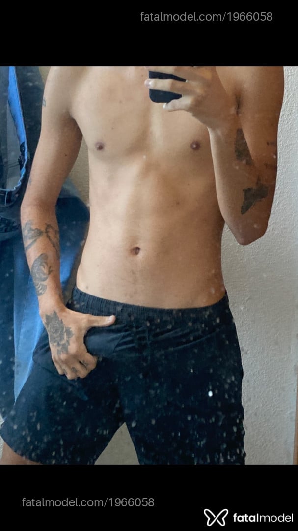 Acompanhante homem com cabelo castanho de olhos castanhos em Taubaté Acompanhante homem com cabelo castanho de olhos castanhos em Taubaté - Safadoperverso