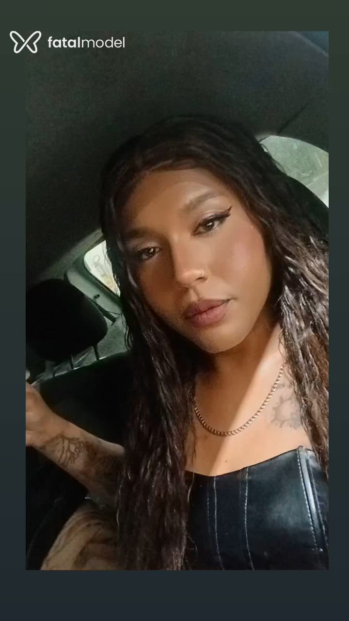 Acompanhante travesti morena (o) de olhos castanhos em Mogi Guaçu Acompanhante travesti morena (o) de olhos castanhos em Mogi Guaçu - Vicki