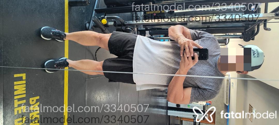 Acompanhante homem morena (o) de olhos castanhos em Paranavaí Acompanhante homem morena (o) de olhos castanhos em Paranavaí - Lucao
