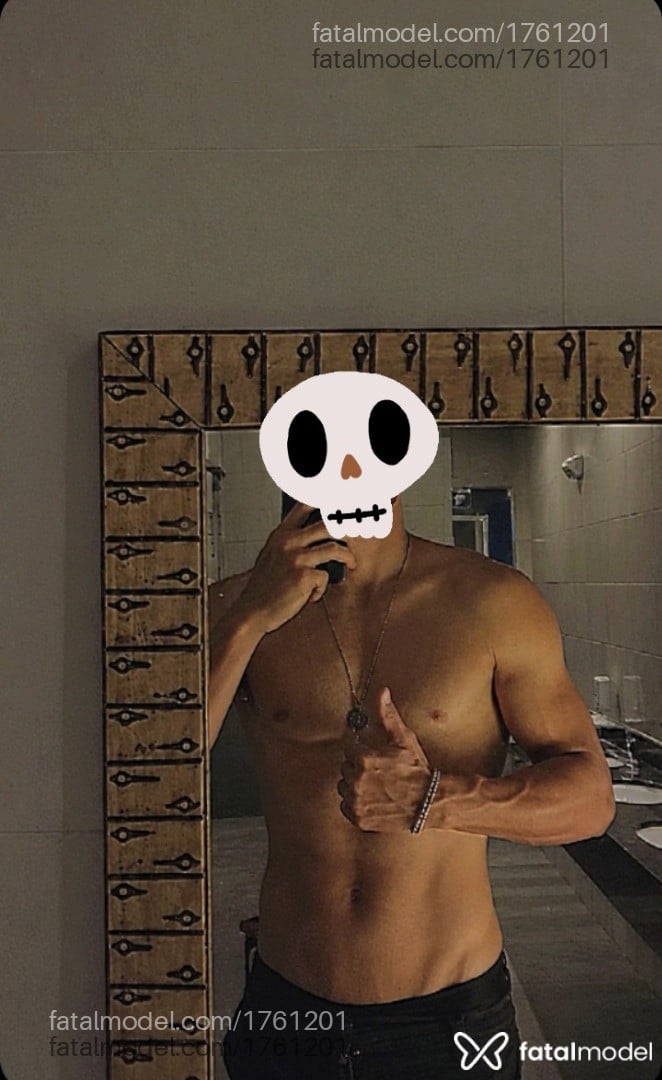 Acompanhante homem morena (o) de olhos castanhos em Bauru Acompanhante homem morena (o) de olhos castanhos em Bauru - Chris