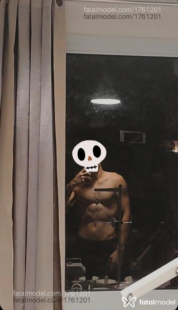 Acompanhante homem morena (o) de olhos castanhos em Bauru Acompanhante homem morena (o) de olhos castanhos em Bauru - Chris