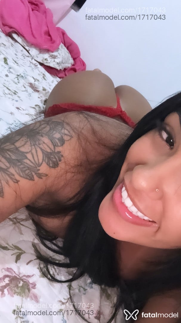 Acompanhante mulher morena (o) de olhos pretos em Recife - Jade Ferrari
