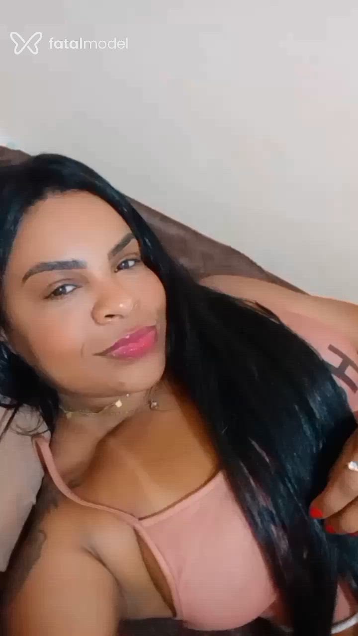 Acompanhante mulher morena (o) de olhos castanhos em Porto Alegre Acompanhante mulher morena (o) de olhos castanhos em Porto Alegre - Luamorenay