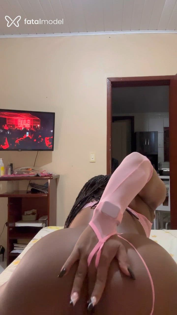 Acompanhante mulher trans morena (o) de olhos castanhos - Nicole