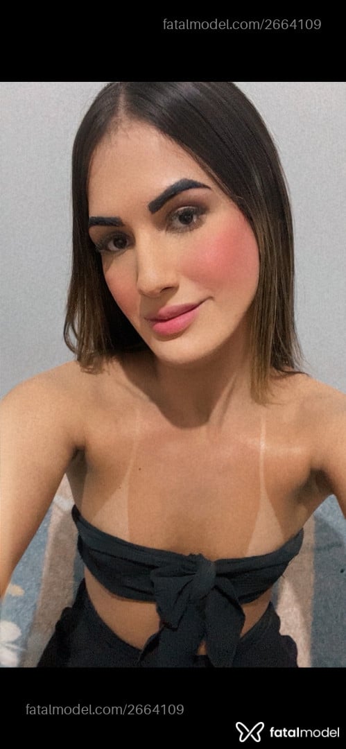 Acompanhante mulher trans loira (o) de olhos castanhos em Vila Velha Acompanhante mulher trans loira (o) de olhos castanhos em Vila Velha - Larissa
