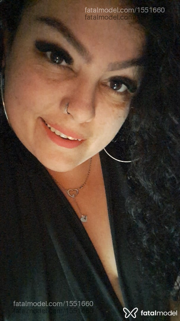 Acompanhante mulher morena (o) de olhos mel em Juiz de Fora - TINA BORGES