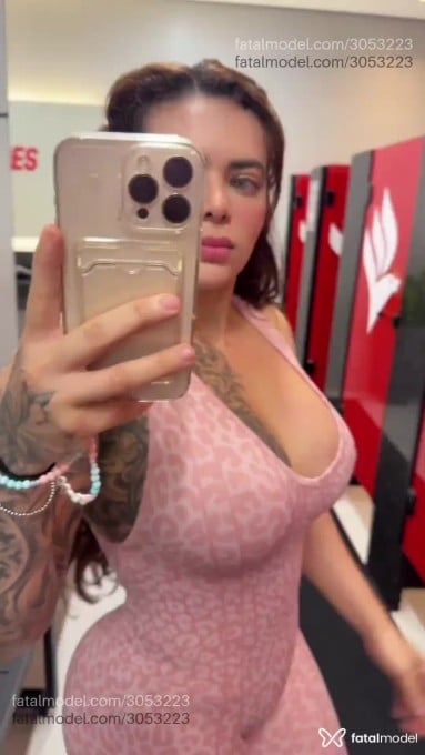 Acompanhante mulher morena (o) de olhos verdes em São Paulo - Isabella Tro