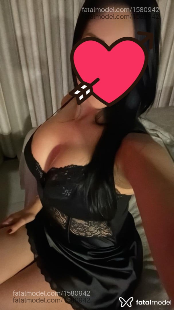 Acompanhante mulher com cabelo castanho de olhos castanhos em Taubaté Acompanhante mulher com cabelo castanho de olhos castanhos em Taubaté - Vanessa Diaz