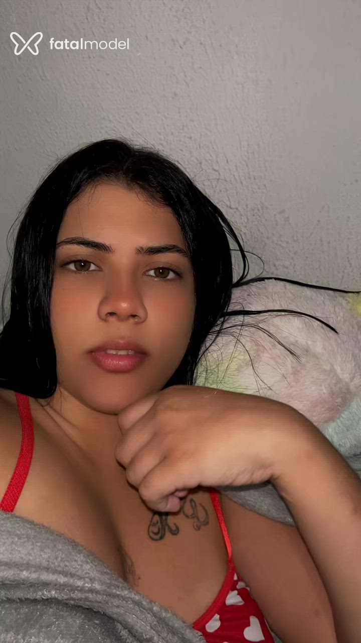Acompanhante mulher morena (o) de olhos mel em Linhares Acompanhante mulher morena (o) de olhos mel em Linhares - Vitória