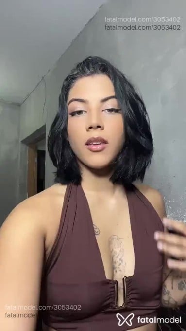 Acompanhante mulher morena (o) de olhos mel em Linhares Acompanhante mulher morena (o) de olhos mel em Linhares - Vitória