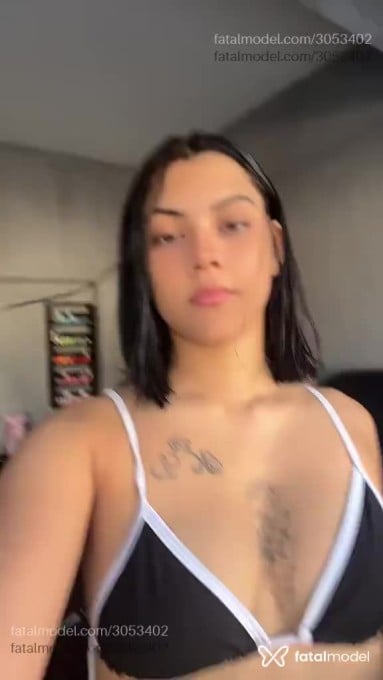 Acompanhante mulher morena (o) de olhos mel em Linhares Acompanhante mulher morena (o) de olhos mel em Linhares - Vitória