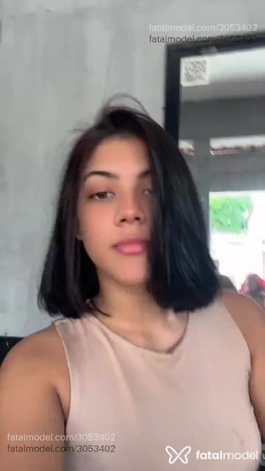 Acompanhante mulher morena (o) de olhos mel em Linhares Acompanhante mulher morena (o) de olhos mel em Linhares - Vitória
