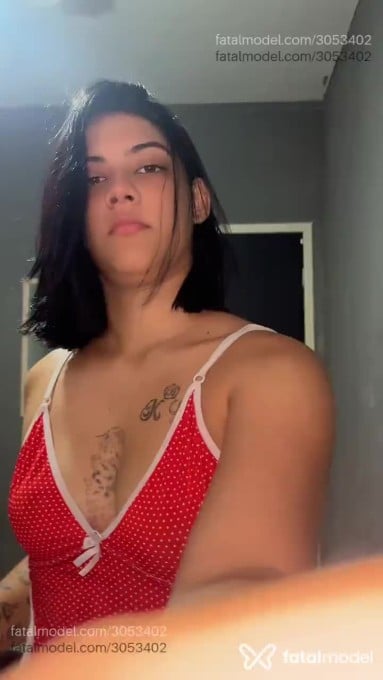Acompanhante mulher morena (o) de olhos mel em Linhares Acompanhante mulher morena (o) de olhos mel em Linhares - Vitória