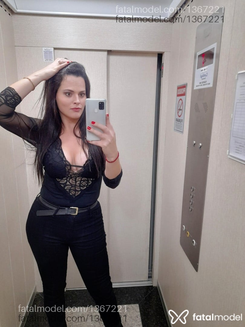 Acompanhante mulher trans morena (o) de olhos castanhos em Porto Alegre Acompanhante mulher trans morena (o) de olhos castanhos em Porto Alegre - Diva Supersex