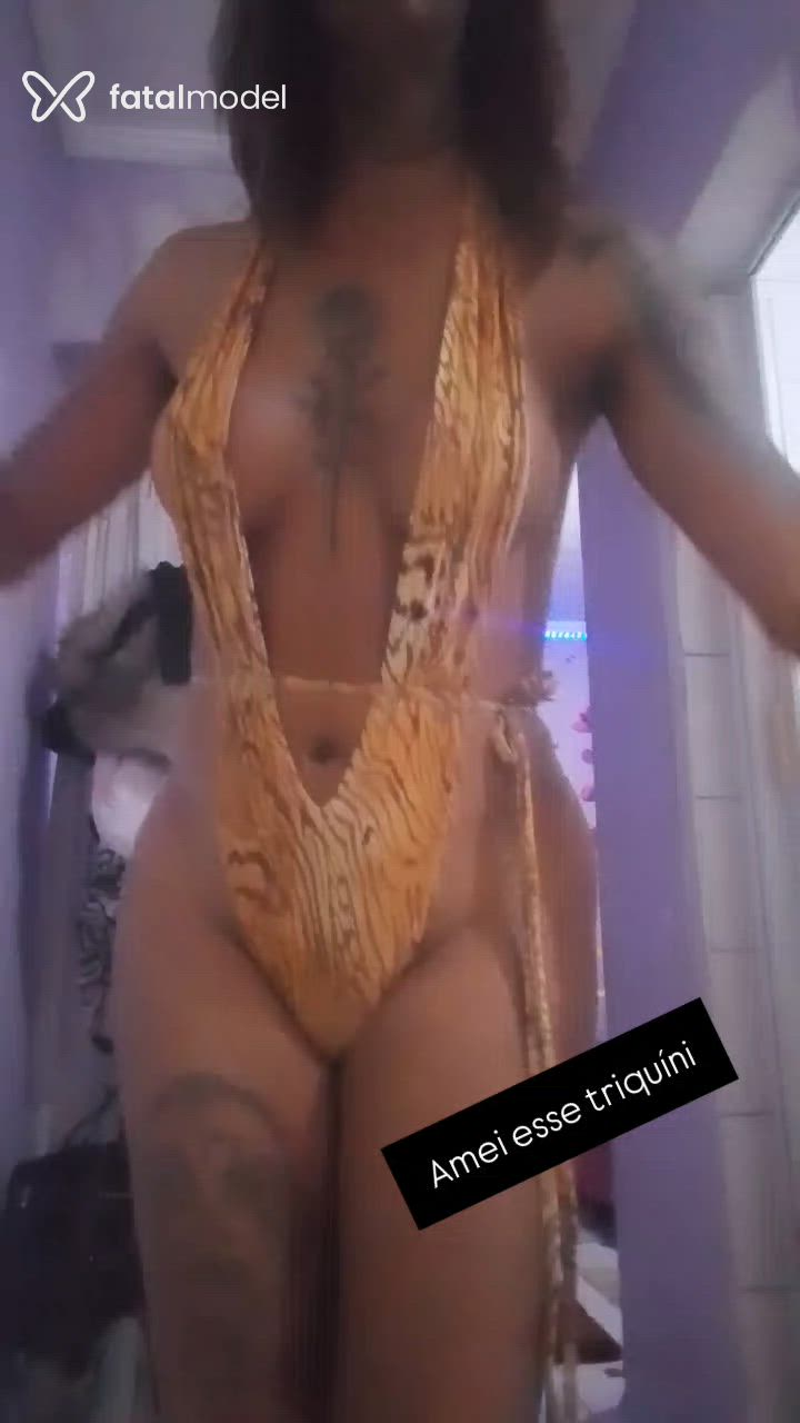 Acompanhante travesti morena (o) de olhos castanhos - Sheylla Carvalho