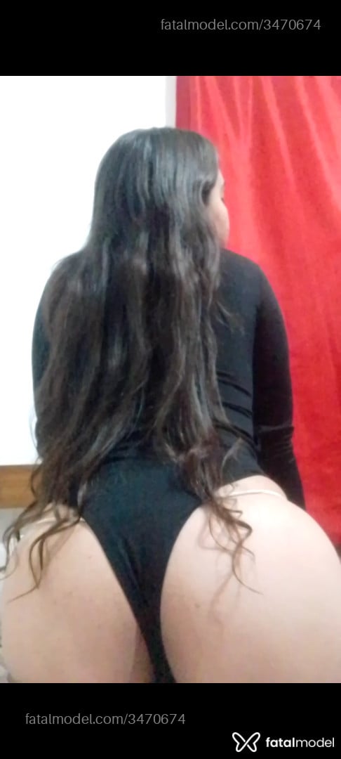 Acompanhante mulher com cabelo castanho de olhos verdes em Virtual - Elnynthem