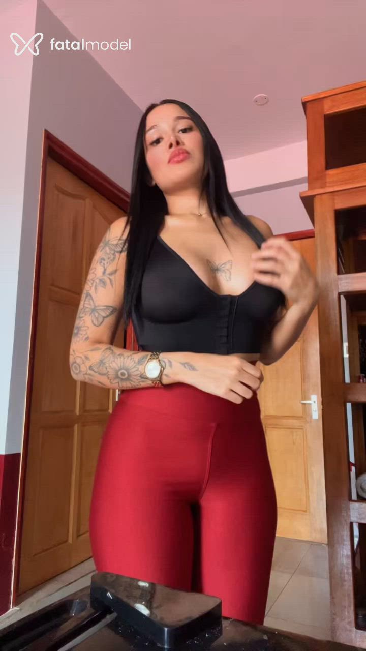 Acompanhante mulher morena (o) de olhos pretos em São Luís de Montes Belos Acompanhante mulher morena (o) de olhos pretos em São Luís de Montes Belos - Andressa Dailly