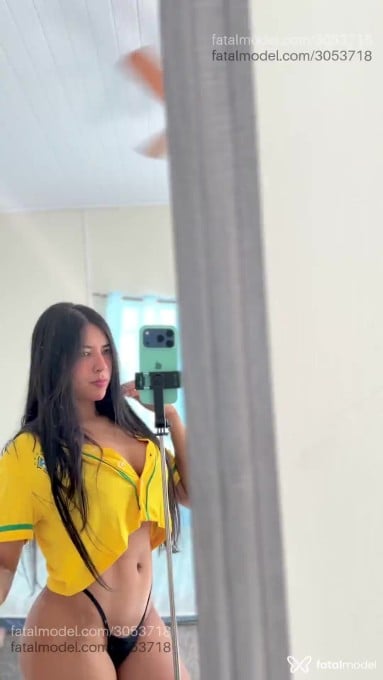 Acompanhante mulher morena (o) de olhos azuis em Itaperuna - Akemi
