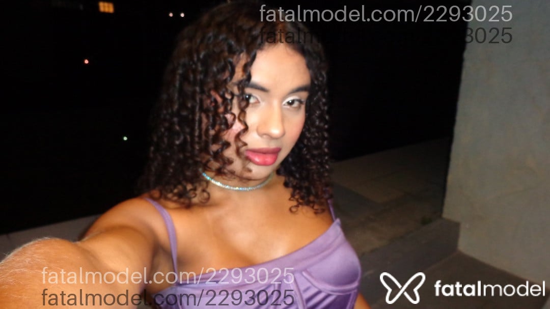 Acompanhante mulher trans com cabelo castanho de olhos pretos em Rio de Janeiro Acompanhante mulher trans com cabelo castanho de olhos pretos em Rio de Janeiro - Pam Lopes
