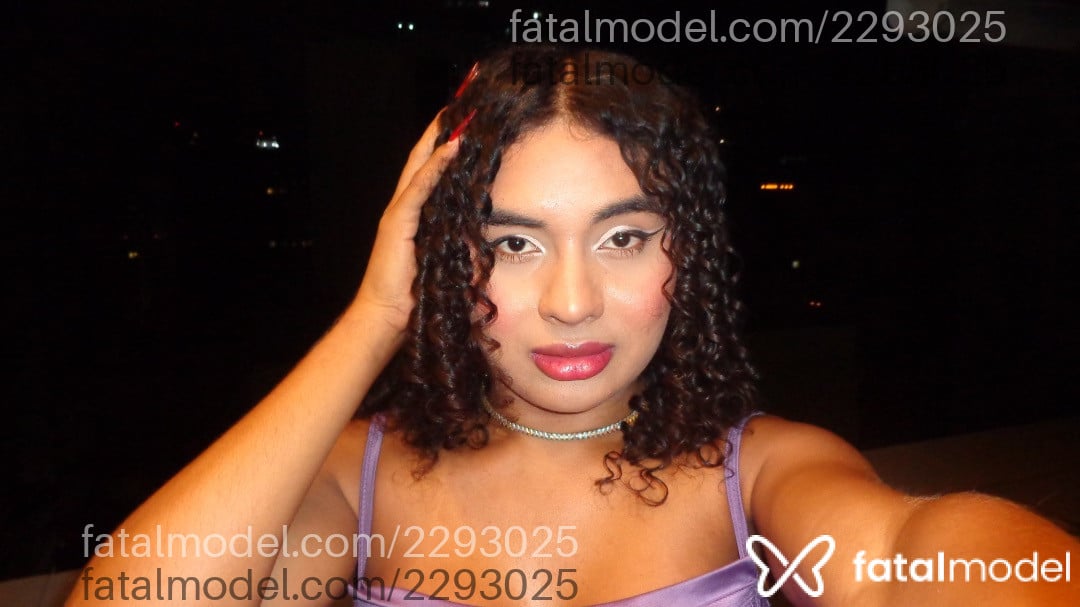 Acompanhante mulher trans com cabelo castanho de olhos pretos em Rio de Janeiro Acompanhante mulher trans com cabelo castanho de olhos pretos em Rio de Janeiro - Pam Lopes