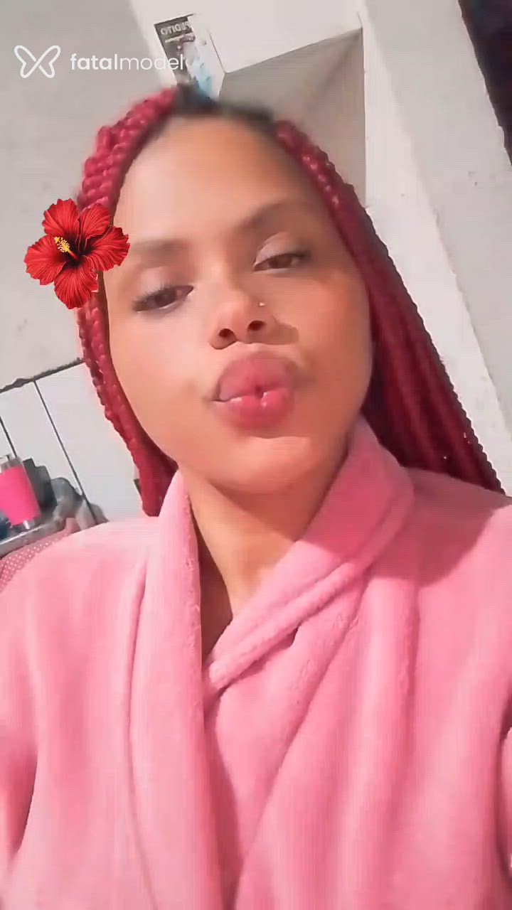 Acompanhante mulher morena (o) de olhos castanhos em Itajaí Acompanhante mulher morena (o) de olhos castanhos em Itajaí - Jeniffer Alves