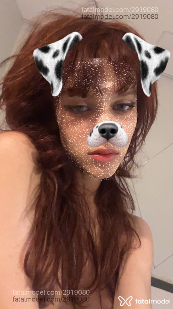 Acompanhante mulher trans ruiva (o) de olhos azuis em Brasília Acompanhante mulher trans ruiva (o) de olhos azuis em Brasília - Emanuz