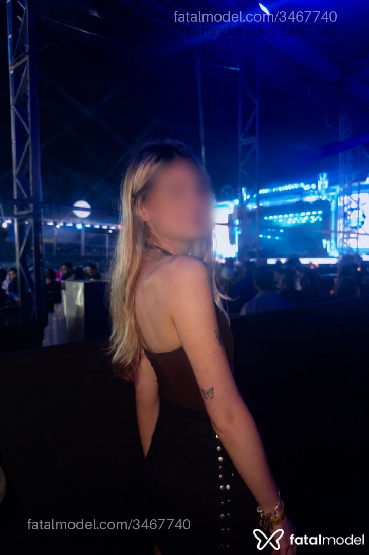Acompanhante mulher loira (o) de olhos castanhos em Campinas Acompanhante mulher loira (o) de olhos castanhos em Campinas - Maria