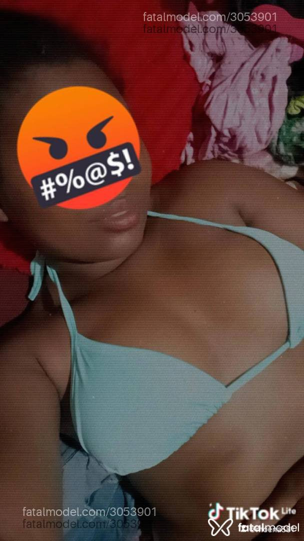 Acompanhante mulher morena (o) de olhos castanhos em Virtual Acompanhante mulher morena (o) de olhos castanhos em Virtual - Rafaela Santos