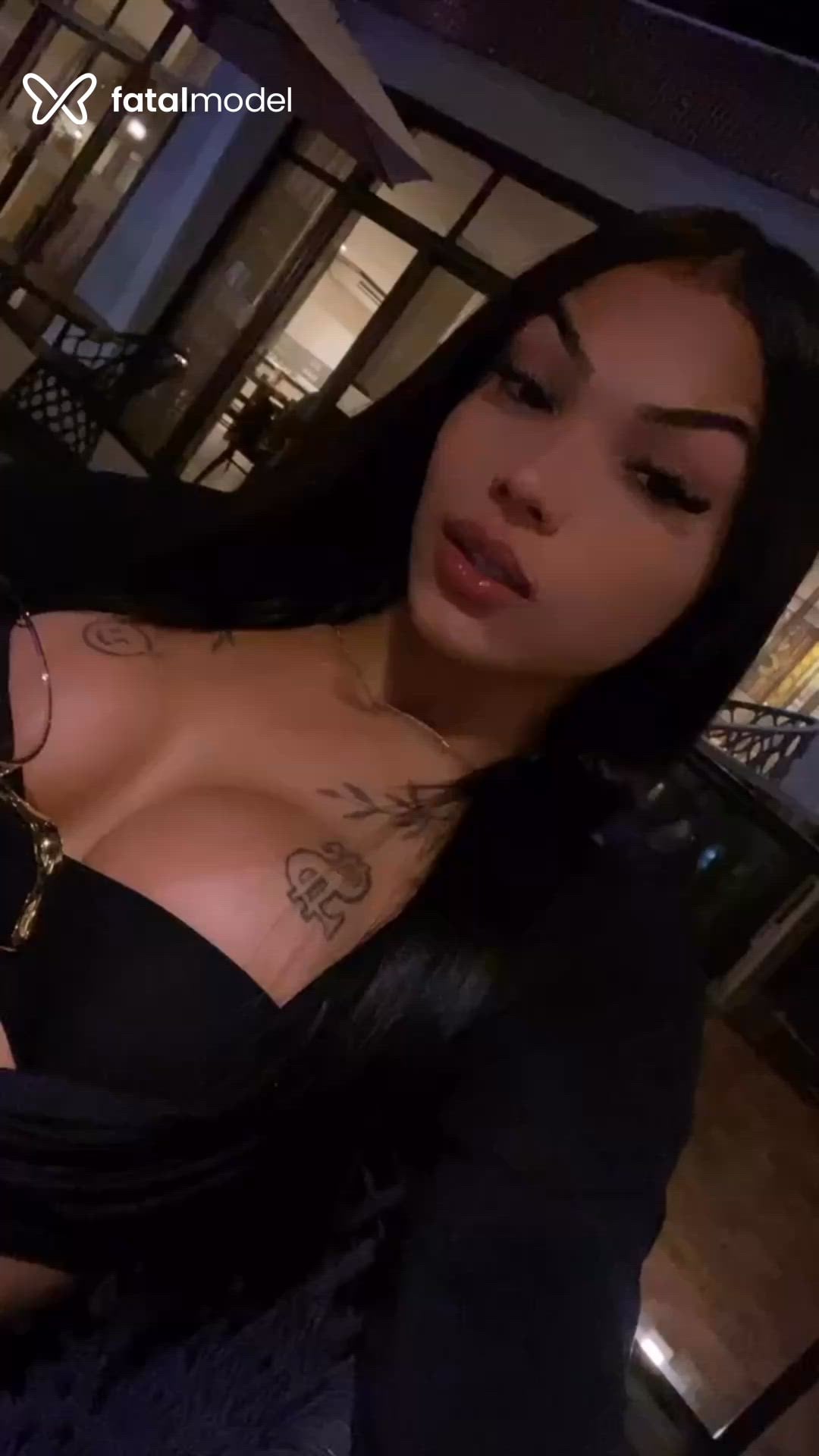 Acompanhante mulher trans morena (o) de olhos pretos em Virtual Acompanhante mulher trans morena (o) de olhos pretos em Virtual - Amanda Soares