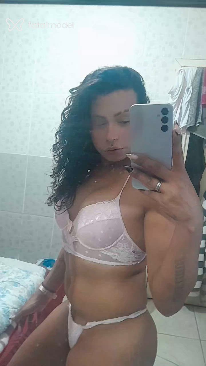 Acompanhante mulher trans morena (o) de olhos castanhos em Rolante Acompanhante mulher trans morena (o) de olhos castanhos em Rolante - Jojoh