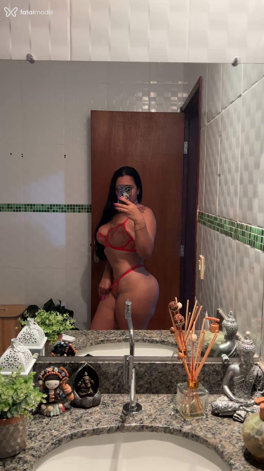 Acompanhante mulher morena (o) de olhos pretos em Araxá Acompanhante mulher morena (o) de olhos pretos em Araxá - Dany Ferrary