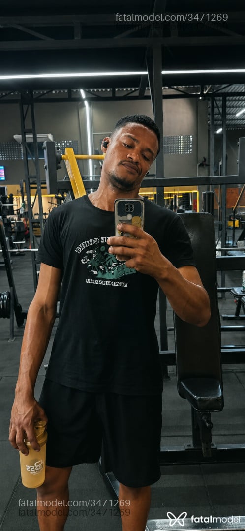Acompanhante homem morena (o) de olhos castanhos em Rio das Ostras Acompanhante homem morena (o) de olhos castanhos em Rio das Ostras - Bruno