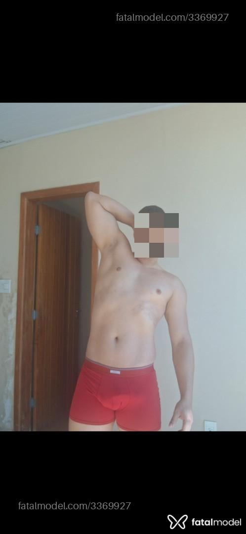 Acompanhante homem morena (o) de olhos castanhos em Pinheiral Acompanhante homem morena (o) de olhos castanhos em Pinheiral - Gomes