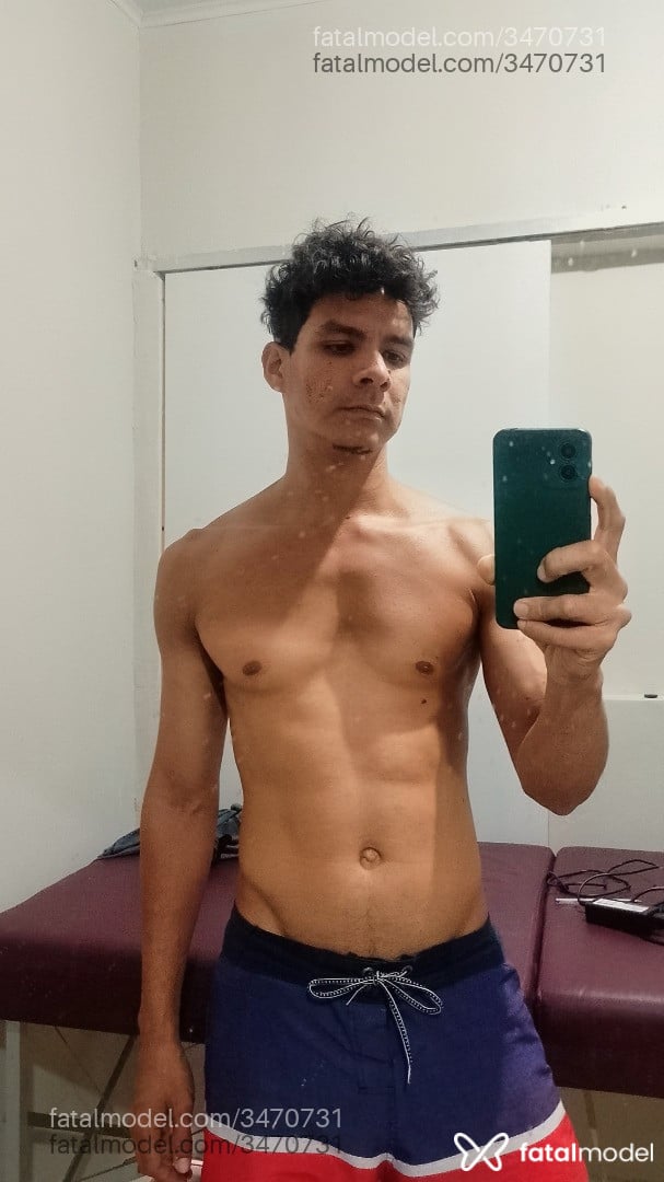 Acompanhante homem morena (o) de olhos castanhos em Maceió Acompanhante homem morena (o) de olhos castanhos em Maceió - Lukas