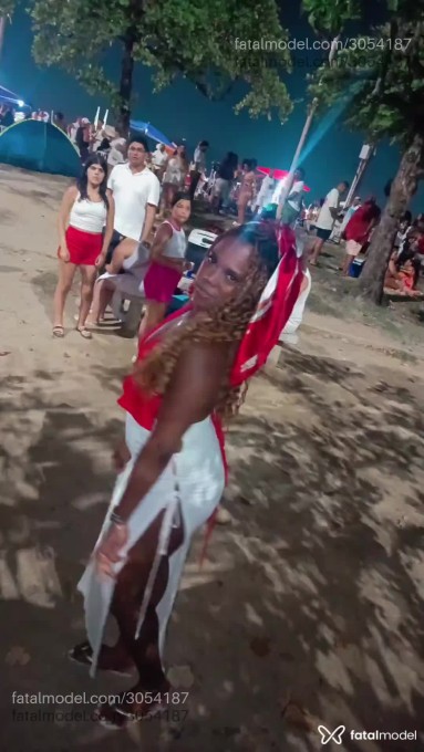Acompanhante mulher com cabelo castanho de olhos castanhos em Rio de Janeiro Acompanhante mulher com cabelo castanho de olhos castanhos em Rio de Janeiro - Naylinda