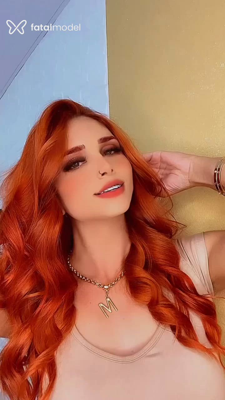 Acompanhante mulher trans ruiva (o) de olhos verdes em Alta Floresta Acompanhante mulher trans ruiva (o) de olhos verdes em Alta Floresta - Hemily Parker