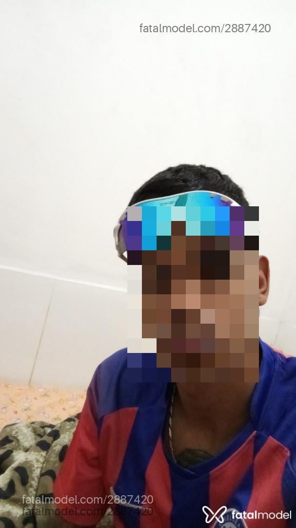 Acompanhante homem morena (o) de olhos castanhos em Santarém - Silvz