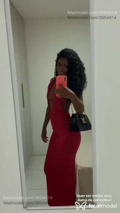 Acompanhante mulher morena (o) de olhos pretos em Gurupi Acompanhante mulher morena (o) de olhos pretos em Gurupi - Yasmim Martins