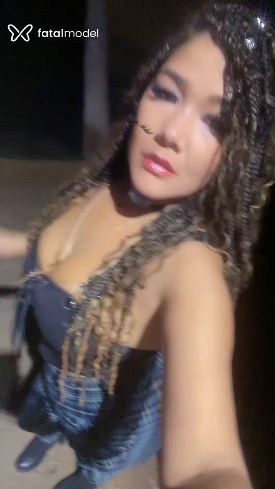 Acompanhante mulher morena (o) de olhos castanhos em Piracanjuba Acompanhante mulher morena (o) de olhos castanhos em Piracanjuba - Luuuh