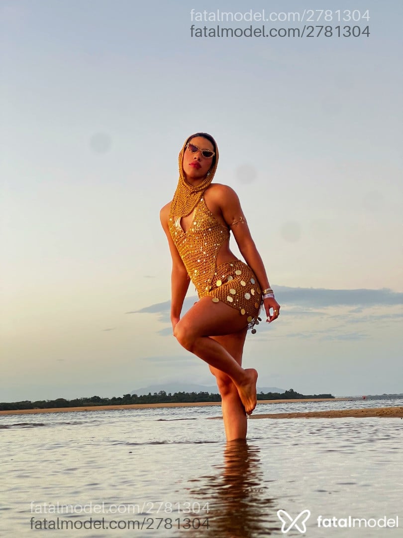 Acompanhante mulher trans morena (o) de olhos castanhos em São Paulo Acompanhante mulher trans morena (o) de olhos castanhos em São Paulo - Giovanna